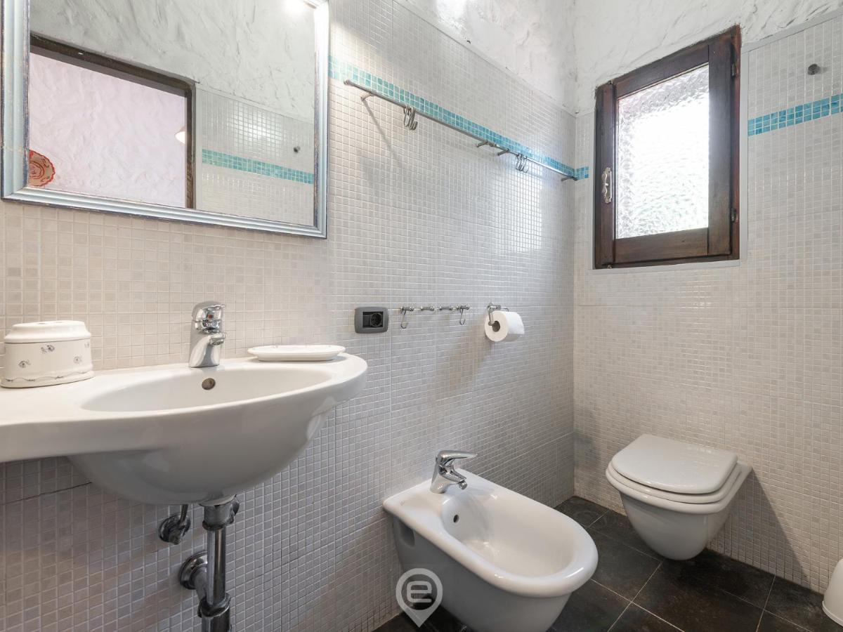 House Eleonora Villa Cala Sapone Eksteriør billede